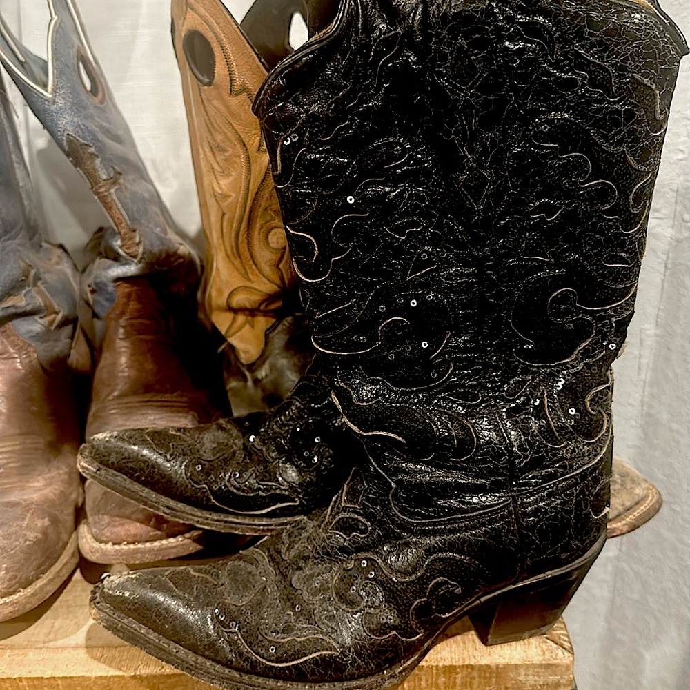 CORRAL A1070 black distressed goat skin leather & sequins cowgirl boots sz 6.5